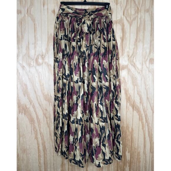 Mir Apparel Burgundy Black Tan Brown Maxi Flared Skirt Camo Pockets NWT One Size - Picture 4 of 8